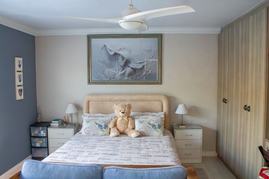 3 Bedroom Property for Sale in De Kelders Western Cape